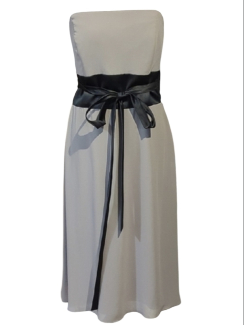 ✨ Size 6 Strapless Flowy Bridesmaid Dress – After Six | Beige w/ Black Sash ✨